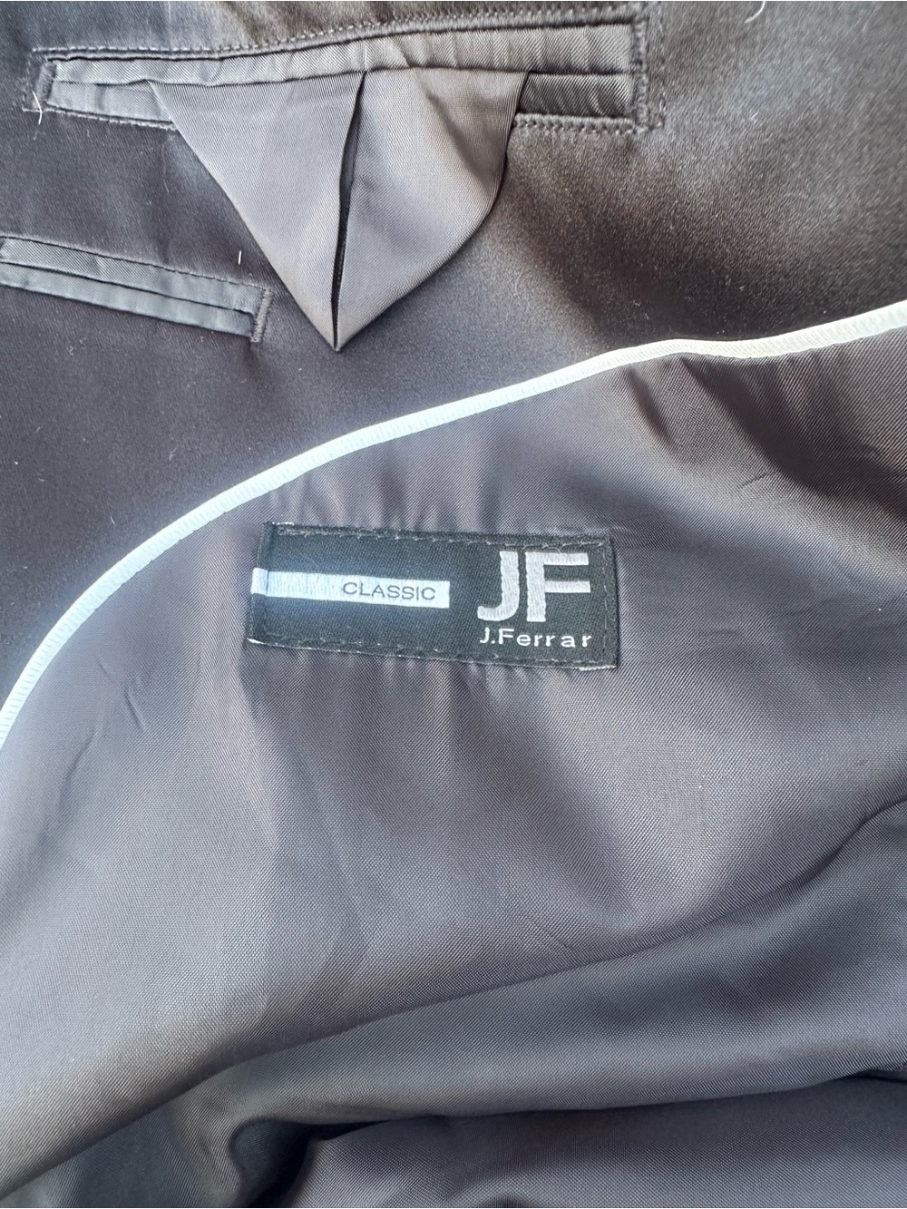 Classic Black Satin-Lapel Tuxedo - Picture 10 of 13